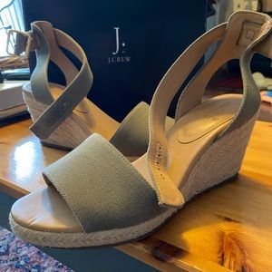 Strappy Canvas Espadrille Wedges. Size9. Khaki/green.